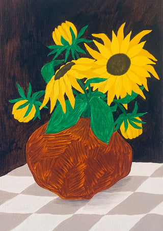 Gula blomster på rutig duk by Rebecka Hansson - sunflowers in a rust-orange vase on a grey checked cloth